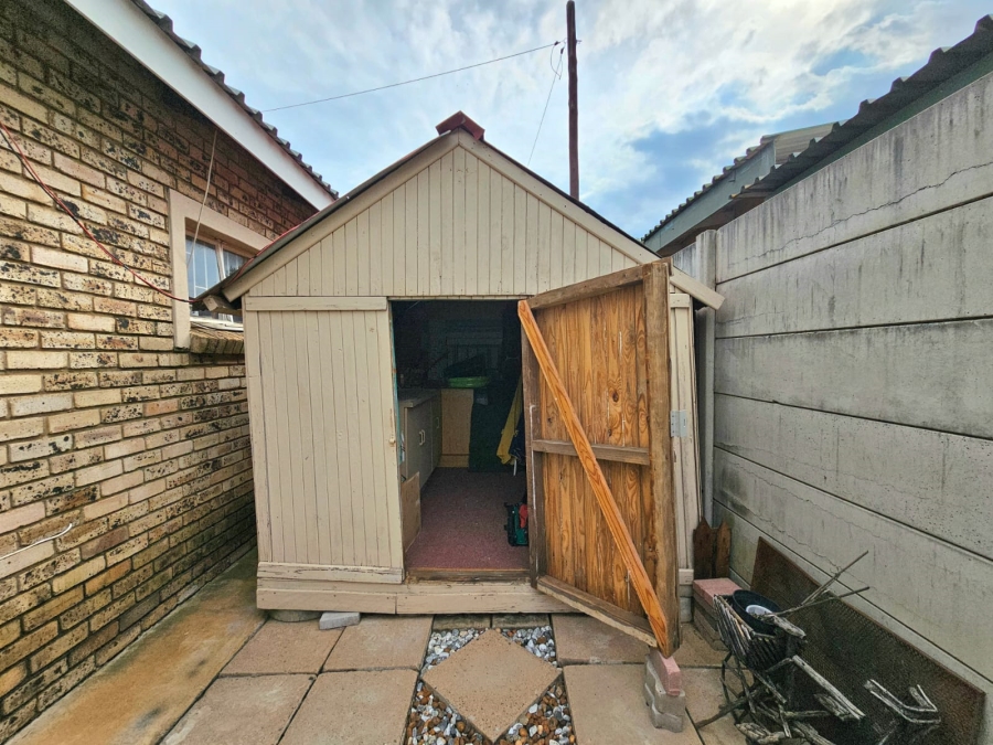 3 Bedroom Property for Sale in Miederpark North West